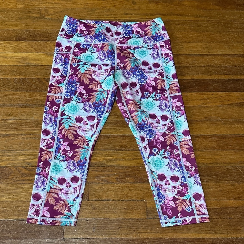 Constantly Varied Gear CVG Tropiskull Capri Leggings, Medium
